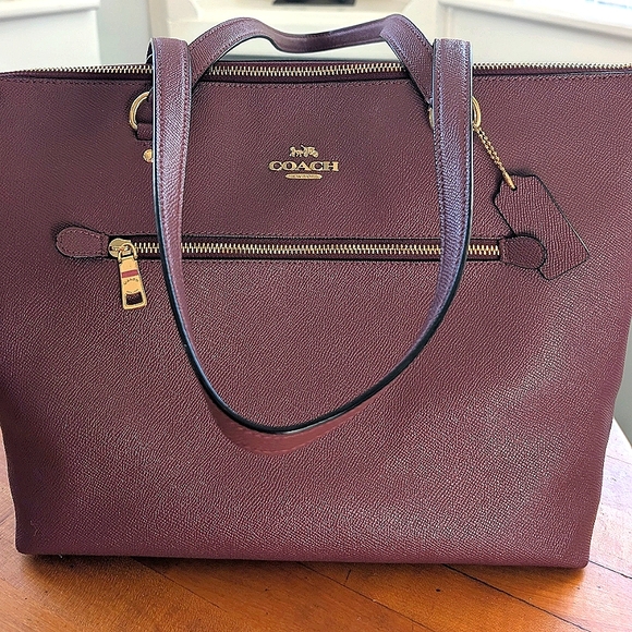 Coach Tote Bag - Picture 1 of 8